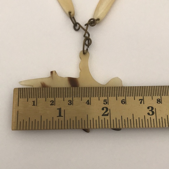 Vintage handmade Horn Bone Necklace/ Bird Pendant - Picture 7 of 8